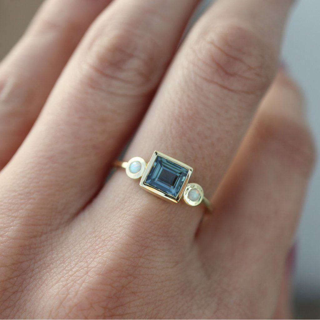 Women's Fashion Personalized Gemstone Ring