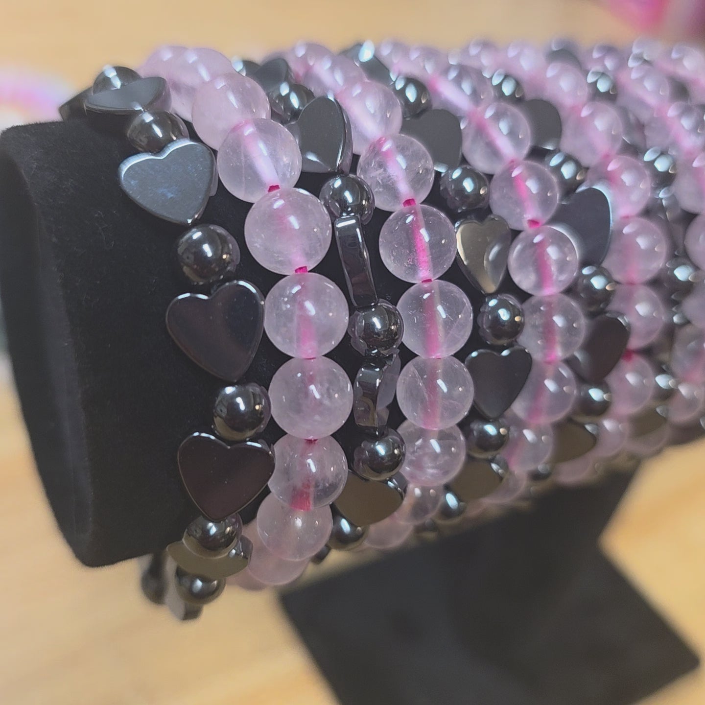 Rose quartz and heart shaped Hematite 💓