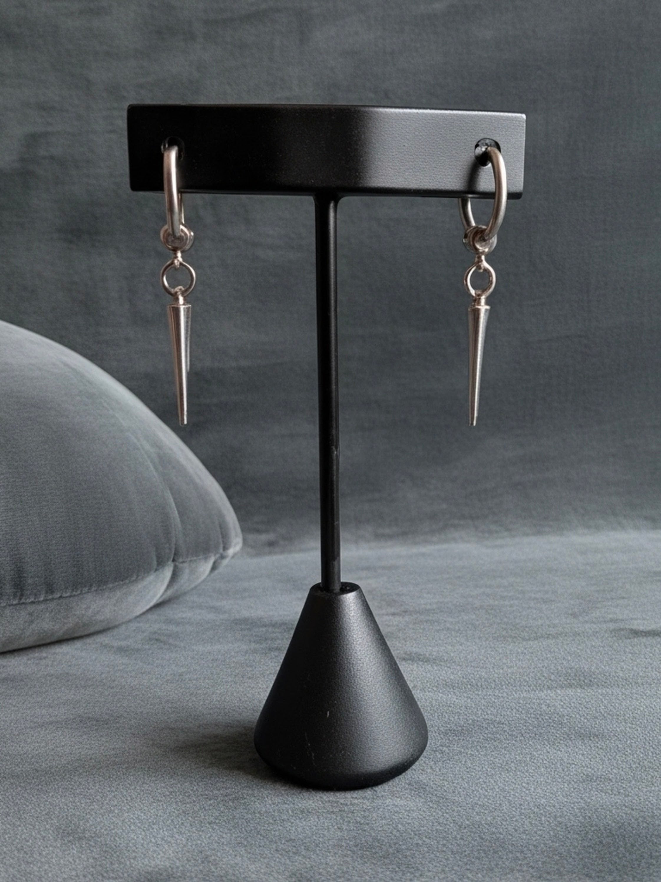 Edgy Simplicity at Its Best